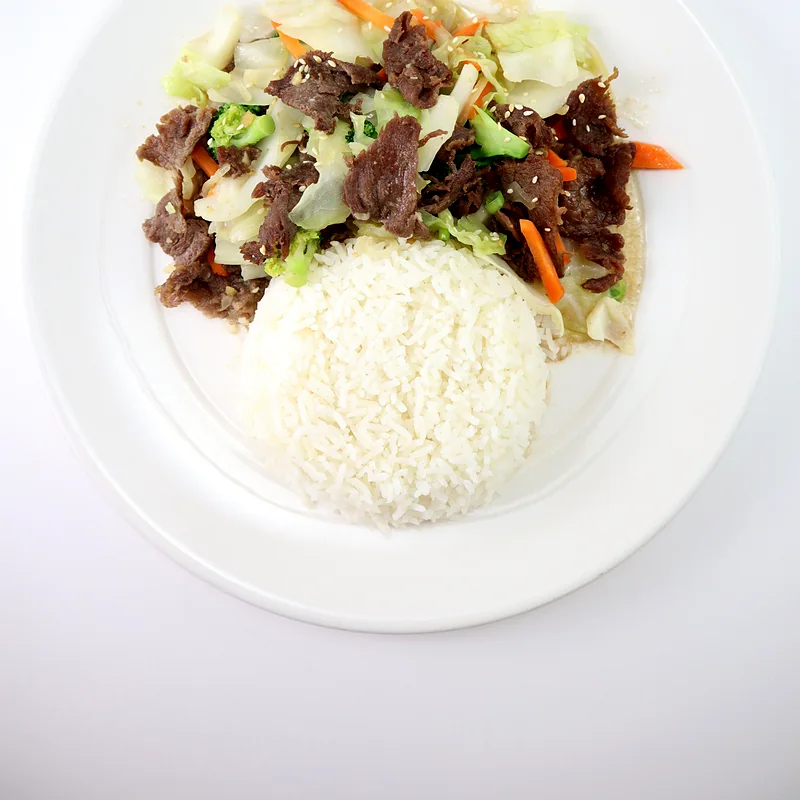Bulgogi beef with steamed rice
